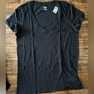 PINK - Victoria's Secret | V-Neck Tee